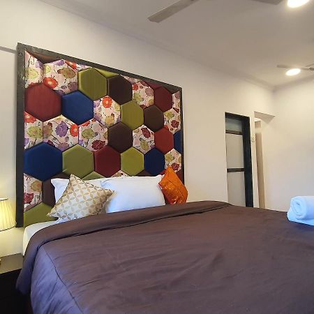 מומביי Osi Apartments Perry Cross Bandra West מראה חיצוני תמונה
