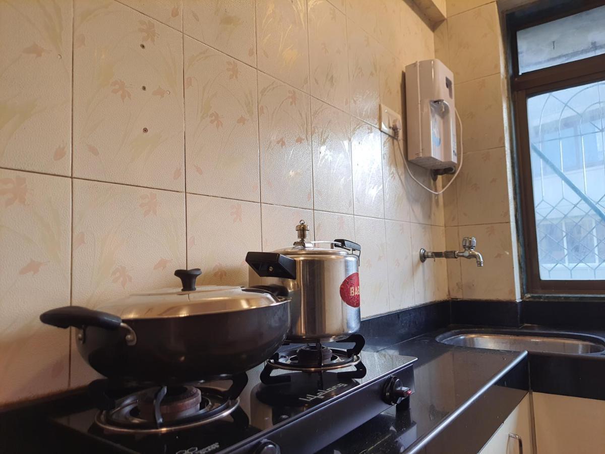 מומביי Osi Apartments Perry Cross Bandra West מראה חיצוני תמונה